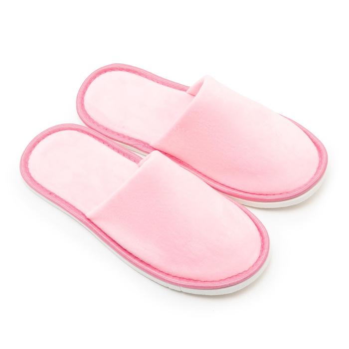Тапочки женские плюшевые, закрытый нос, цвет розовый, размер 36-38
Тапочки женские плюшевые, закрытый нос, цвет розовый, размер 36-38