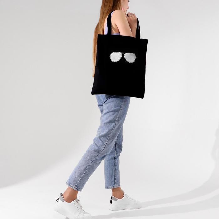 Сумка-шоппер "Очки", чёрная, без молнии, фольгированная, 35 х 42 см
Сумка-шоппер "Очки", чёрная, без молнии, фольгированная, 35 х 42 см