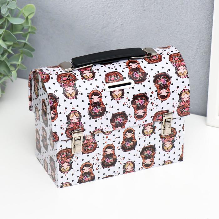 Копилка металл сундучок "Матрёшки и горох" 13,5х17,2х8,2 см
Копилка металл сундучок "Матрёшки и горох" 13,5х17,2х8,2 см