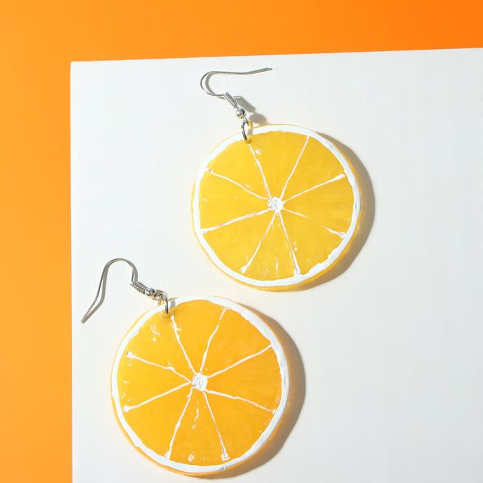 Серьги пластик "Вкусности" слайс мандарина, цвет бело-оранжевый