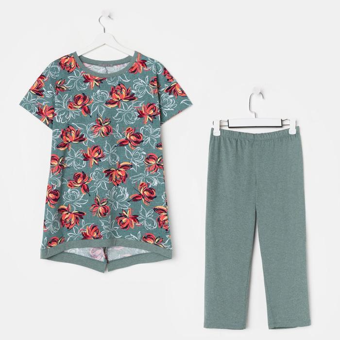 Костюм (комплект) женский (футболка, бриджи), цвет изумруд, размер 46
Костюм (комплект) женский (футболка, бриджи), цвет изумруд, размер 46