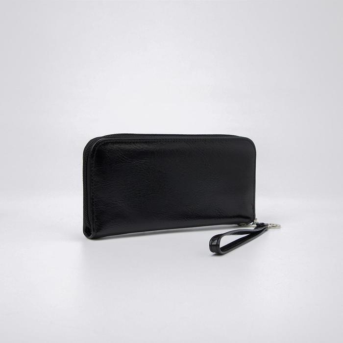 Кошелёк женский, 3 отдела молнии, наружный карман, цвет чёрный
Кошелёк женский, 3 отдела молнии, наружный карман, цвет чёрный