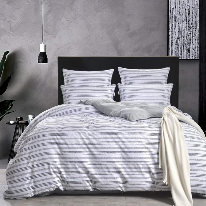 КПБ «Нуар» дуэт, размер 230х250 см, 160х220 см - 2 шт, 50х70 см - 2 шт, 70х70 см - 2 шт
КПБ «Нуар» дуэт, размер 230х250 см, 160х220 см - 2 шт, 50х70 см - 2 шт, 70х70 см - 2 шт