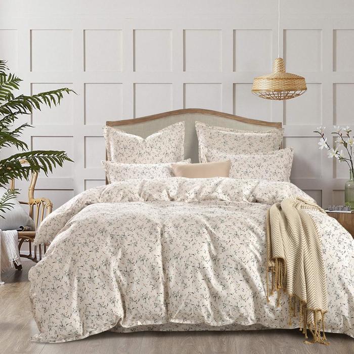 КПБ «Далила» 2 сп, размер 230х250 см, 180х220 см, 50х70 см - 2 шт 
КПБ «Далила» 2 сп, размер 230х250 см, 180х220 см, 50х70 см - 2 шт