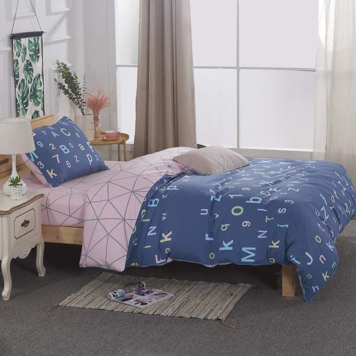 Постельное бельё 1,5 сп «Абвгдейка», размер 160х230 см, 160х220 см, 50х70 см
Постельное бельё 1,5 сп «Абвгдейка», размер 160х230 см, 160х220 см, 50х70 см