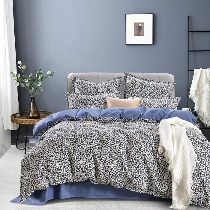 Постельное бельё евро «Дарьяна», размер 230х250 см, 200х220 см, 50х70 см - 2 шт, 70х70 см - 2 шт
Постельное бельё евро «Дарьяна», размер 230х250 см, 200х220 см, 50х70 см - 2 шт, 70х70 см - 2 шт