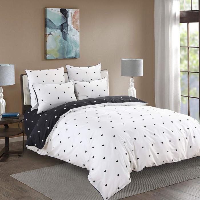 Постельное бельё евро «Модерн №47», размер 230х250 см, 200х220 см, 50х70 см - 2 шт, 70х70 см - 2 шт
Постельное бельё евро «Модерн №47», размер 230х250 см, 200х220 см, 50х70 см - 2 шт, 70х70 см - 2 шт