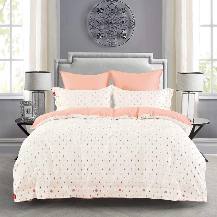 Постельное бельё евро «Николас №44», размер 230х250 см, 200х220 см, 50х70 см - 2 шт, 70х70 см - 2 шт
Постельное бельё евро «Николас №44», размер 230х250 см, 200х220 см, 50х70 см - 2 шт, 70х70 см - 2 шт