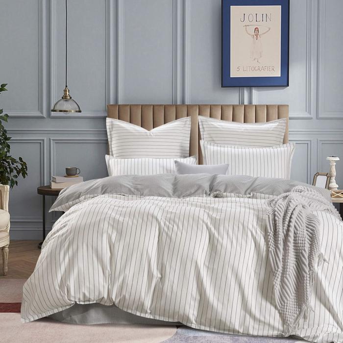 Постельное бельё евро «Ролан», размер 230х250 см, 200х220 см, 50х70 см - 2 шт, 70х70 см - 2 шт
Постельное бельё евро «Ролан», размер 230х250 см, 200х220 см, 50х70 см - 2 шт, 70х70 см - 2 шт