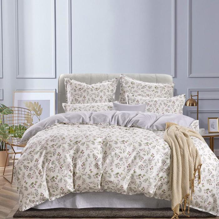 КПБ «Руссо» евро, размер 230х250 см, 200х220 см, 50х70 см - 2 шт, 70х70 см - 2 шт
КПБ «Руссо» евро, размер 230х250 см, 200х220 см, 50х70 см - 2 шт, 70х70 см - 2 шт