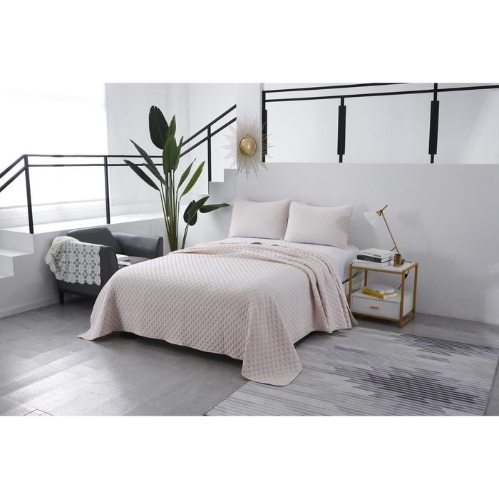 Комплект с покрывалом «Диана», размер 230х250 см, 50х70 см-2 шт 
Комплект с покрывалом «Диана», размер 230х250 см, 50х70 см-2 шт