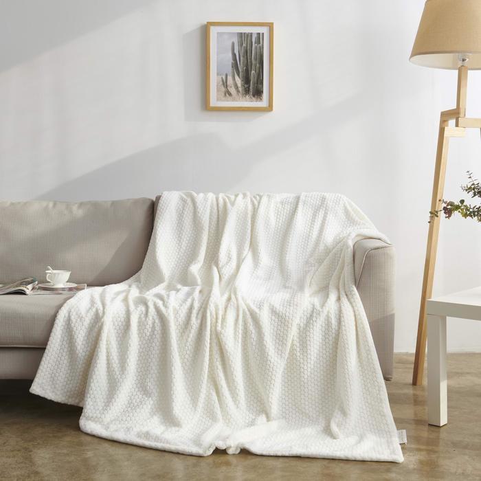 Покрывало «Каролина», размер 220х240 см, цвет молоко
Покрывало «Каролина», размер 220х240 см, цвет молоко