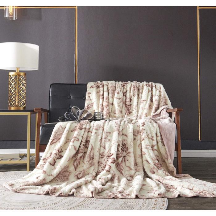 Покрывало «Сильвана», размер 160х220 см, цвет пепельная роза
Покрывало «Сильвана», размер 160х220 см, цвет пепельная роза