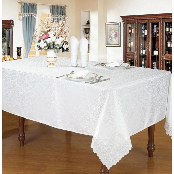 Скатерть «Тереза», размер 180х180 см 
Скатерть «Тереза», размер 180х180 см