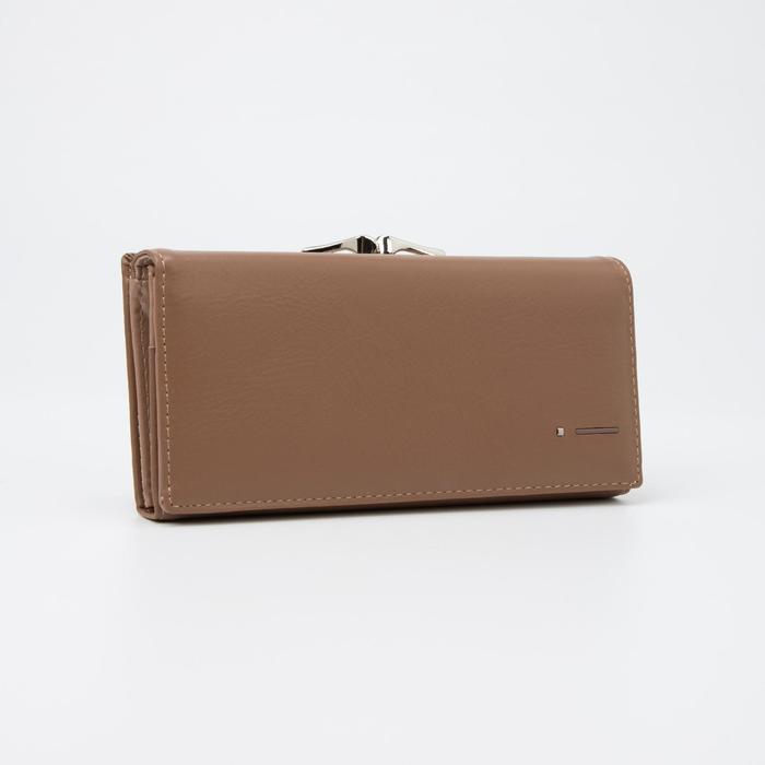 Кошелёк на магнитах, цвет бежевый
Кошелёк на магнитах, цвет бежевый