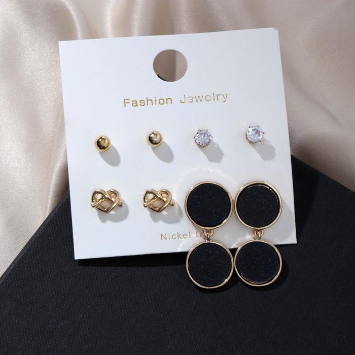 Серьги набор 4 пары "Летние истории" круги и узлы в сердцах, цвет чёрно-белый в золоте
Серьги набор 4 пары "Летние истории" круги и узлы в сердцах, цвет чёрно-белый в золоте