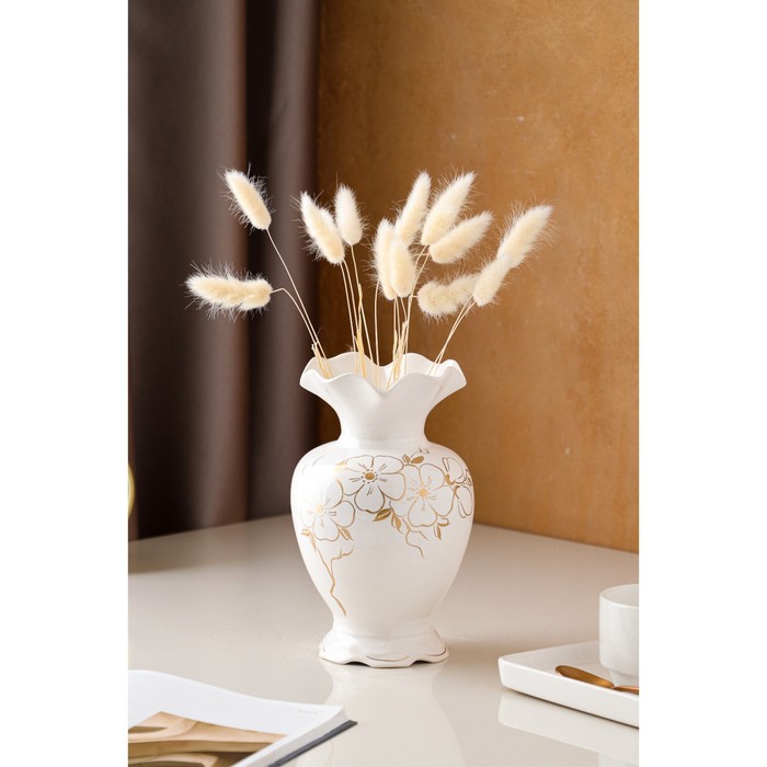 Ваза керамическая "Волна", настольная, белая, золотистая роспись, 21 см, авторская работа
Ваза керамическая "Волна", настольная, белая, золотистая роспись, 21 см, авторская работа