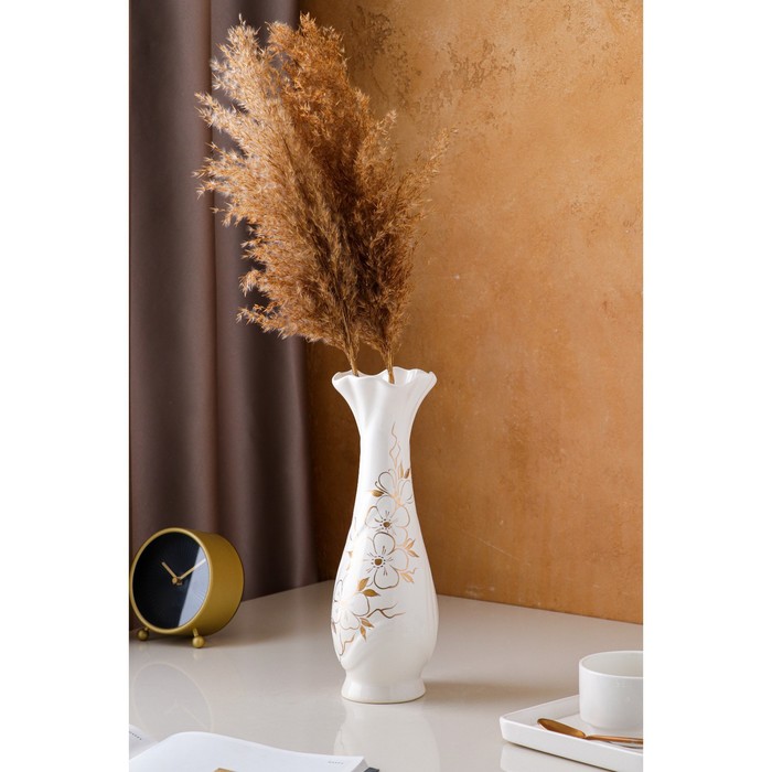 Ваза керамическая "Вьюнок", настольная, белая, золотистая роспись, 30 см, авторская работа
Ваза керамическая "Вьюнок", настольная, белая, золотистая роспись, 30 см, авторская работа