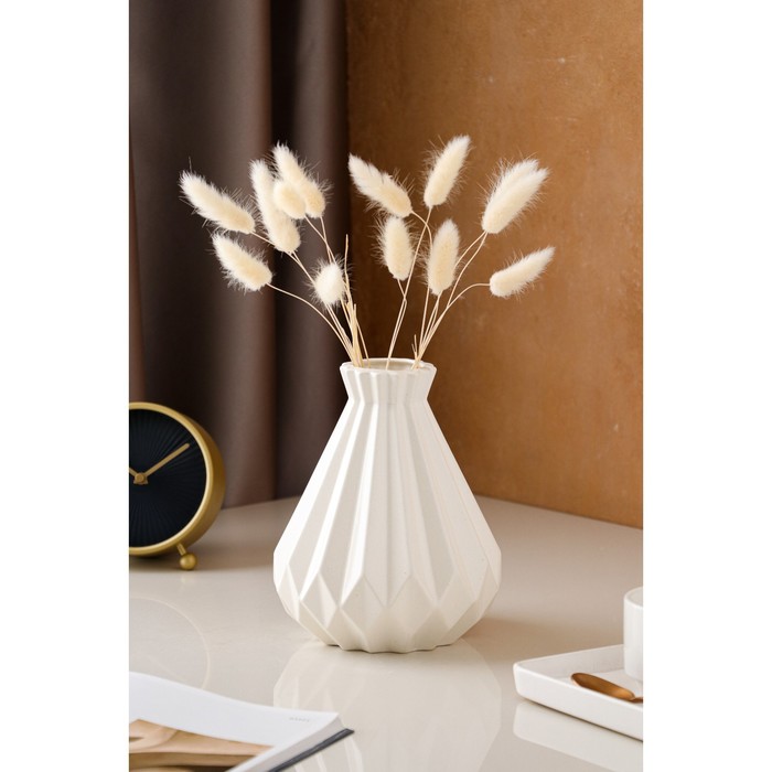 Ваза керамическая "Оригами", настольная, белая, 18 см
Ваза керамическая "Оригами", настольная, белая, 18 см