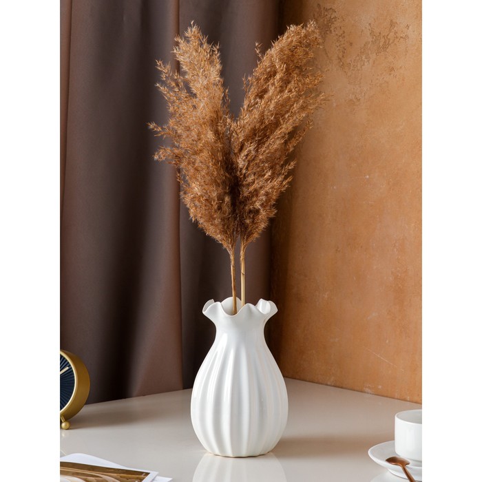 Ваза керамическая "Лилия", настольная, белая, 21 см
Ваза керамическая "Лилия", настольная, белая, 21 см