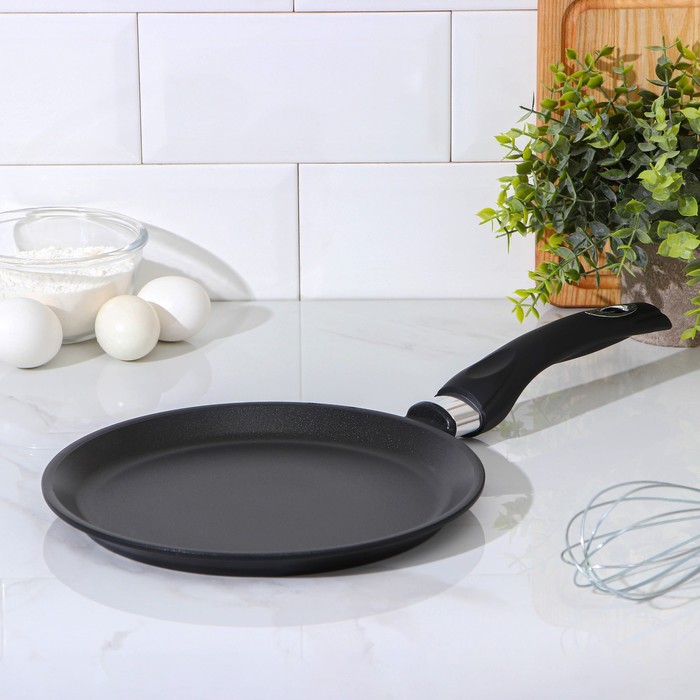 Сковорода блинная «Классик», d=24 см, пластиковая ручка, антипригарное покрытие, цвет чёрный
Сковорода блинная «Классик», d=24 см, пластиковая ручка, антипригарное покрытие, цвет чёрный