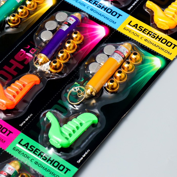 Фонарик лазер 5 насадок + свисток "Трубка", МИКС
Фонарик лазер 5 насадок + свисток "Трубка", МИКС