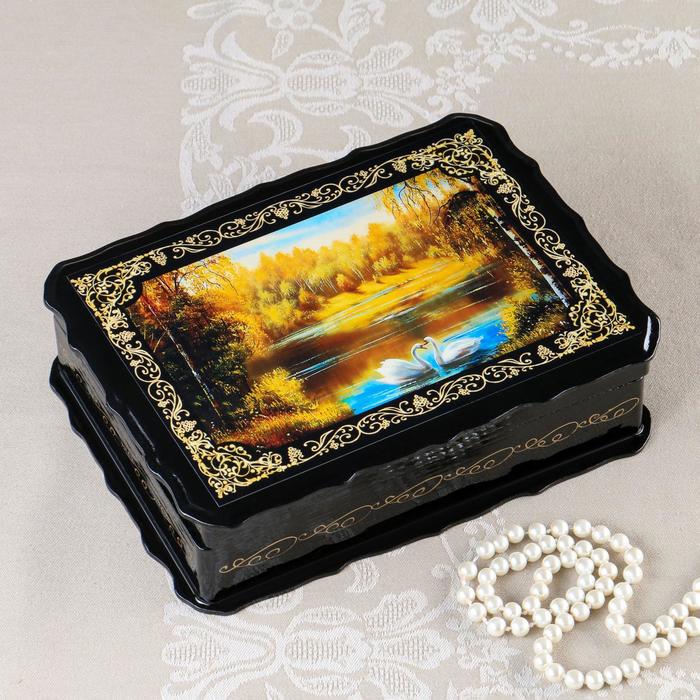 Шкатулка «Лебеди», 17×23×6 см, лаковая миниатюра 
Шкатулка «Лебеди», 17×23×6 см, лаковая миниатюра