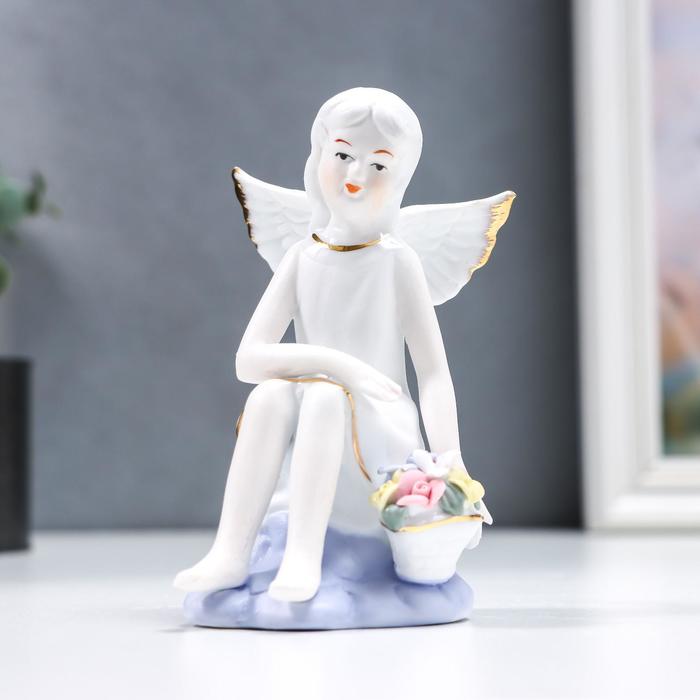 Сувенир керамика "Ангел-девушка в белом платье с корзиной цветов" 13 см
Сувенир керамика "Ангел-девушка в белом платье с корзиной цветов" 13 см