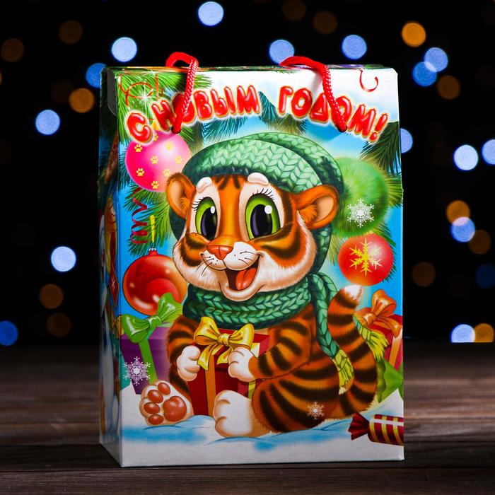 Подарочная коробка "Счастливый тигренок" 15 х 10 х 20,5 см,
Подарочная коробка "Счастливый тигренок" 15 х 10 х 20,5 см,