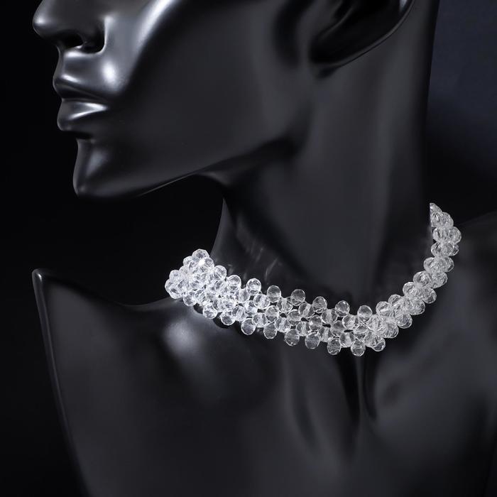 Чокер "Прозрачная капля" россыпь, цвет белый, L=30
Чокер "Прозрачная капля" россыпь, цвет белый, L=30