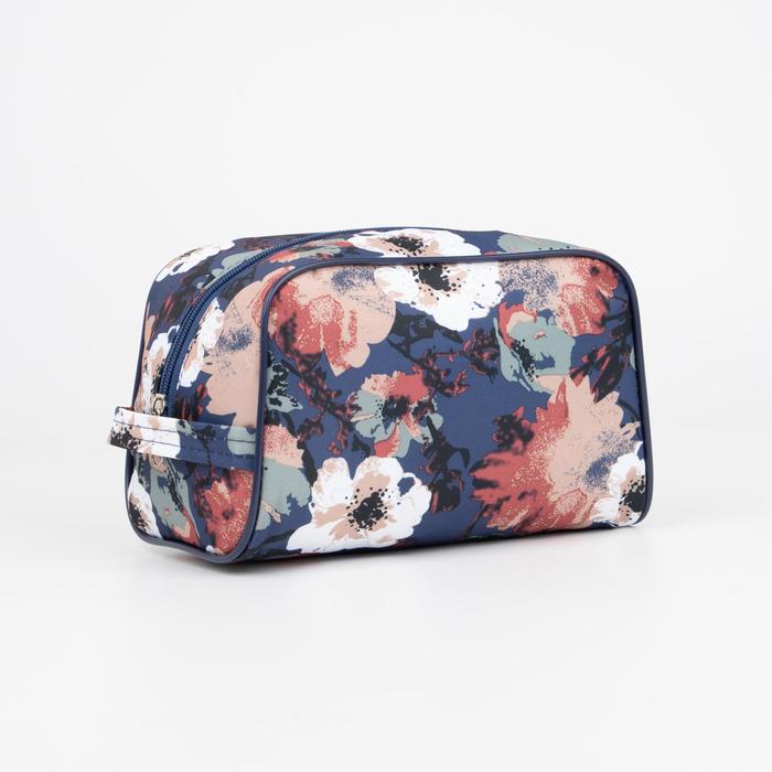 Косметичка дорожная, отдел на молнии, цвет синий
Косметичка дорожная, отдел на молнии, цвет синий