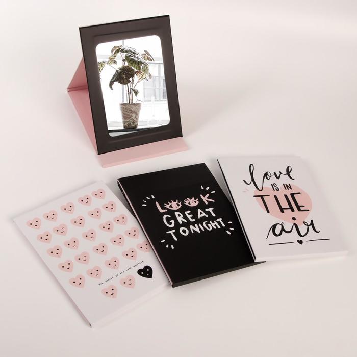 Зеркало настольное, зеркальная поверхность 10,6 × 15,5 см, рисунок МИКС
Зеркало настольное, зеркальная поверхность 10,6 × 15,5 см, рисунок МИКС