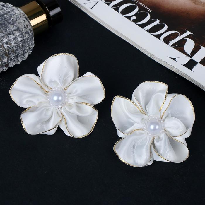 Резинка для волос "Цветочек" (цена за пару) жемчуг, белый
Резинка для волос "Цветочек" (цена за пару) жемчуг, белый