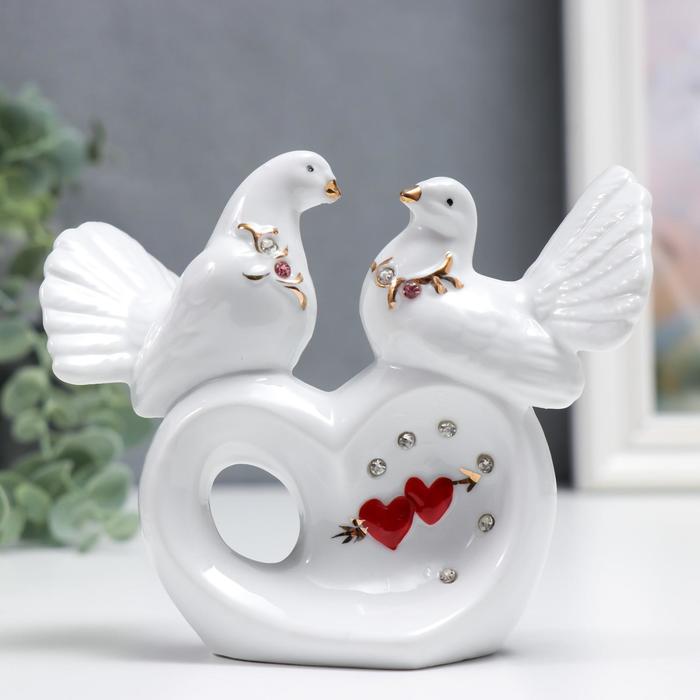 Сувенир керамика "Белые голубки на сердце" стразы 11 см
Сувенир керамика "Белые голубки на сердце" стразы 11 см