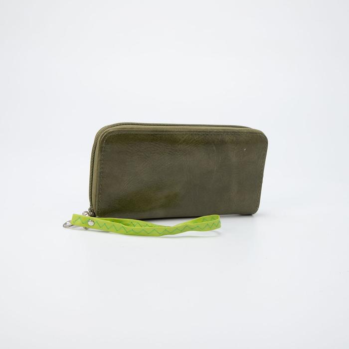 Кошелёк на молнии, с ручкой, цвет зелёный
Кошелёк на молнии, с ручкой, цвет зелёный