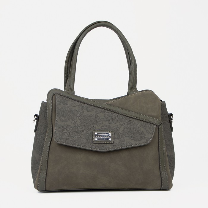 Сумка-тоут, 3 отдела на молнии, 2 наружных кармана, длинный ремень, цвет зелёный
Сумка-тоут, 3 отдела на молнии, 2 наружных кармана, длинный ремень, цвет зелёный