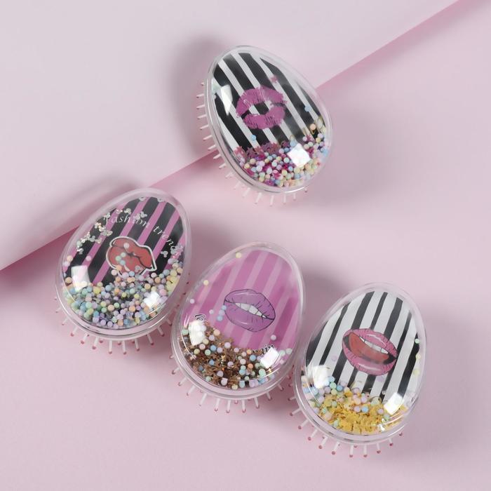 Расчёска-шейкер, 5,5 × 9 см, рисунок МИКС
Расчёска-шейкер, 5,5 × 9 см, рисунок МИКС