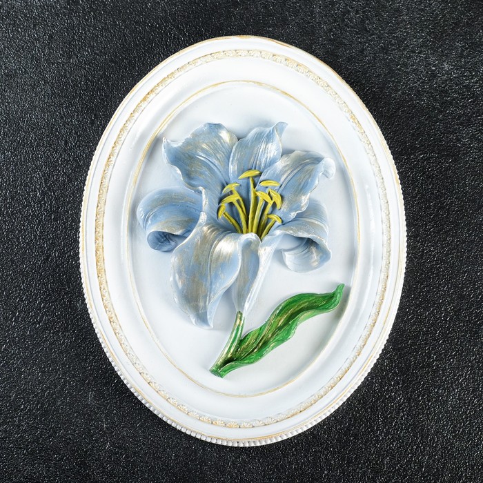 Подвесной декор "Лилия" синий с золотом, 21,5х17х3,5см
Подвесной декор "Лилия" синий с золотом, 21,5х17х3,5см