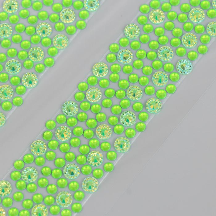 Декоративная самоклеящаяся лента из страз. длина каждой 300 мм, ширина 15-20 мм.
Декоративная самоклеящаяся лента из страз. длина каждой 300 мм, ширина 15-20 мм.