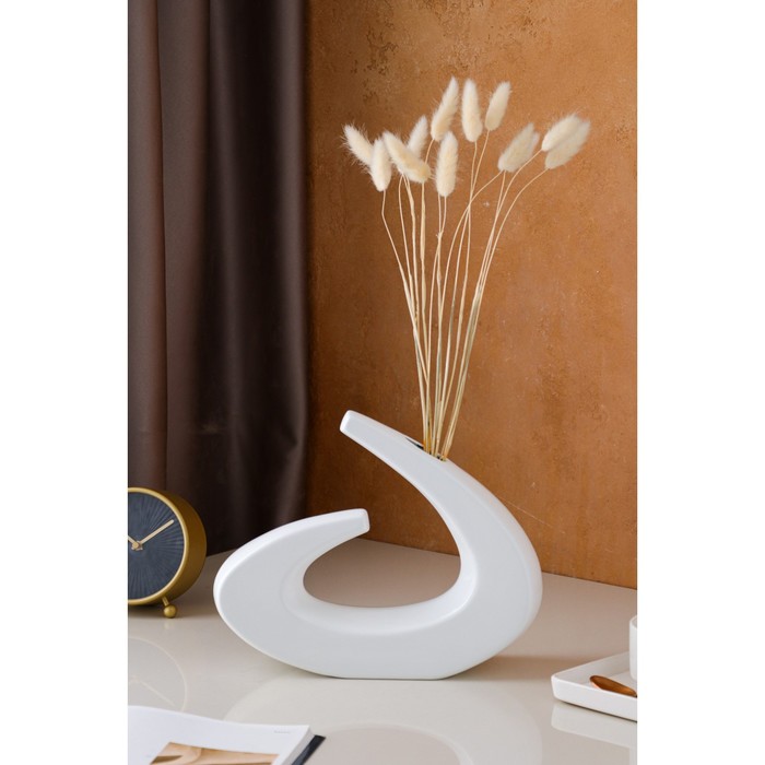 Ваза керамическая "Изида", настольная, белая, 30 см
Ваза керамическая "Изида", настольная, белая, 30 см