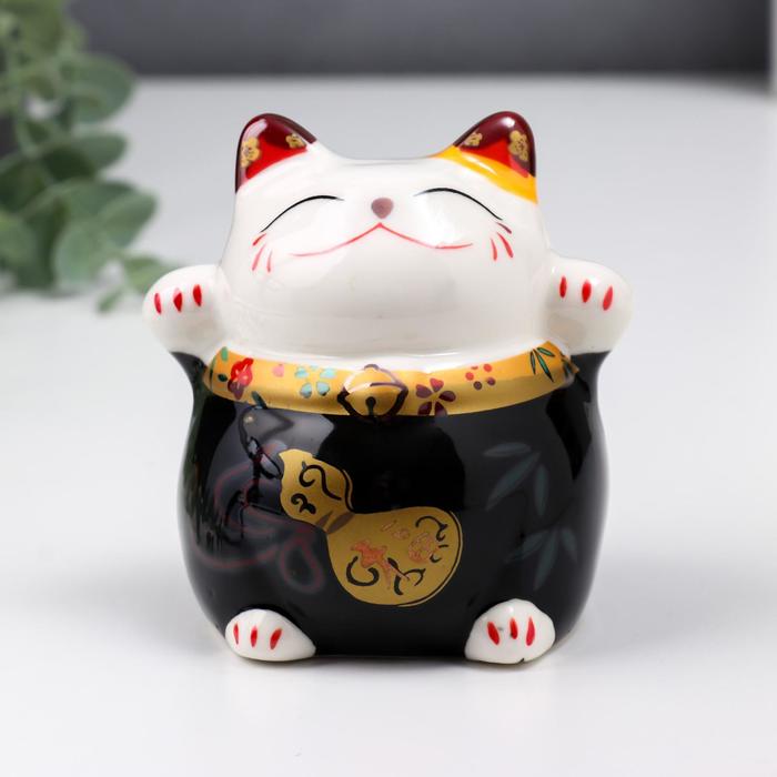 Сувенир керамика "Кот Манэки-нэко" в чёрном 9х9х7,5 см
Сувенир керамика "Кот Манэки-нэко" в чёрном 9х9х7,5 см