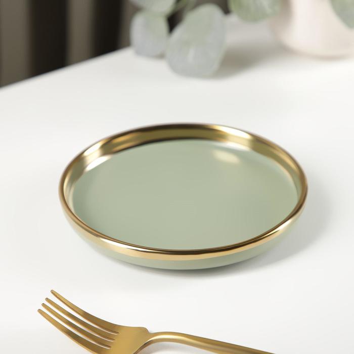 Тарелка пирожковая «Акварель», 15×2 см, цвет зелёный
Тарелка пирожковая «Акварель», 15×2 см, цвет зелёный