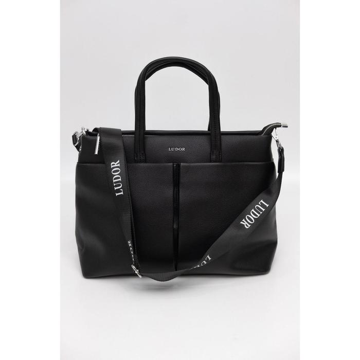 Сумка деловая, отдел на молнии, 3 наружных кармана, цвет чёрный
Сумка деловая, отдел на молнии, 3 наружных кармана, цвет чёрный