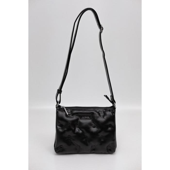 Сумка кросс-боди, отдел на молнии, наружный карман, цвет чёрный
Сумка кросс-боди, отдел на молнии, наружный карман, цвет чёрный