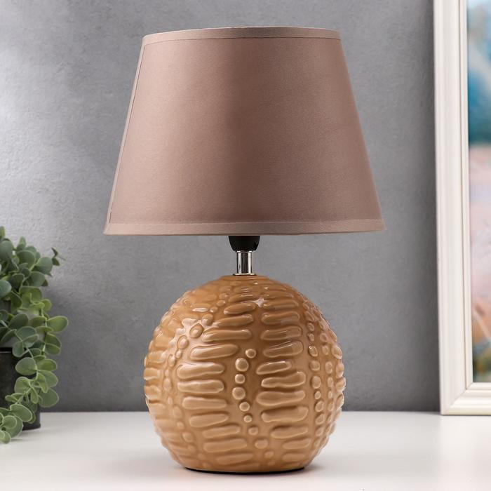 Лампа настольная 16617/1BE E14 40Вт бежевый 25х25х35 см
Лампа настольная 16617/1BE E14 40Вт бежевый 25х25х35 см