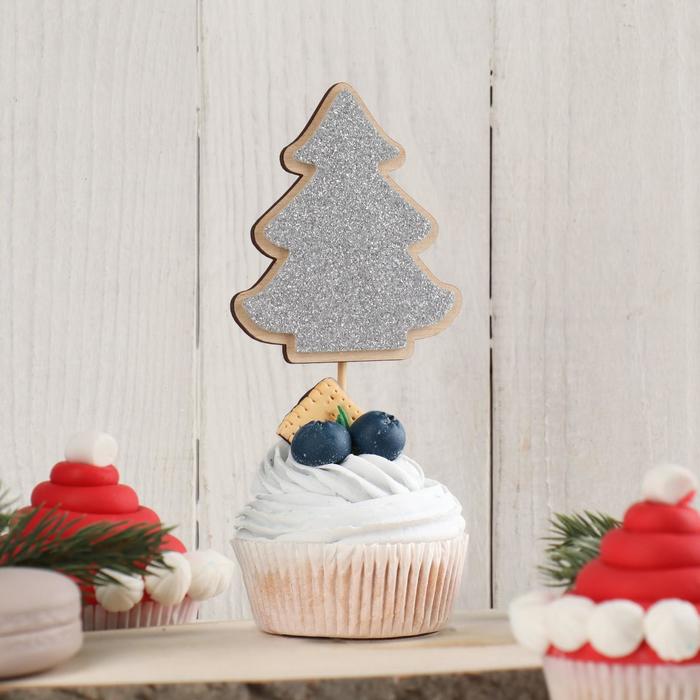 Топпер деревянный блестящий "Елочка" серебро 7,5х8,5 см
Топпер деревянный блестящий "Елочка" серебро 7,5х8,5 см