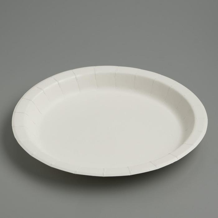 Тарелка бумажная с бортом белая ламинированная d230мм
Тарелка бумажная с бортом белая ламинированная d230мм