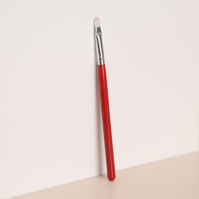 Кисть для макияжа, 13,6 см, цвет красный/серебристый
Кисть для макияжа, 13,6 см, цвет красный/серебристый