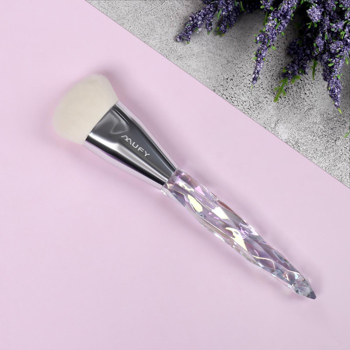 Кисть для макияжа «Nacre», 16,3 см, цвет прозрачный/серебристый
Кисть для макияжа «Nacre», 16,3 см, цвет прозрачный/серебристый