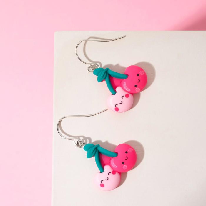 Серьги "Выбражулька" вишенки, цвет розово-зелёный в серебре
Серьги "Выбражулька" вишенки, цвет розово-зелёный в серебре